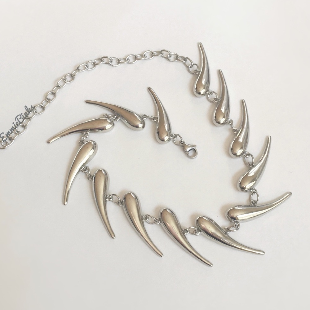 New Pebby Forevee Teardrop Spike Punk Statement Necklace - Picture 8 of 15